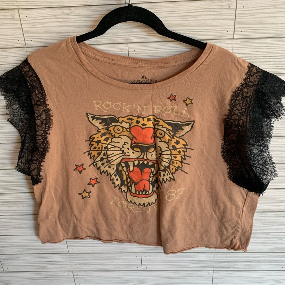 Goodie two sleeves Graphic tiger logo Cropped Tee with Lace Sleeves -